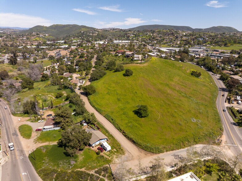 Primary Photo Of 0 Primrose Ave, Vista Land For Sale