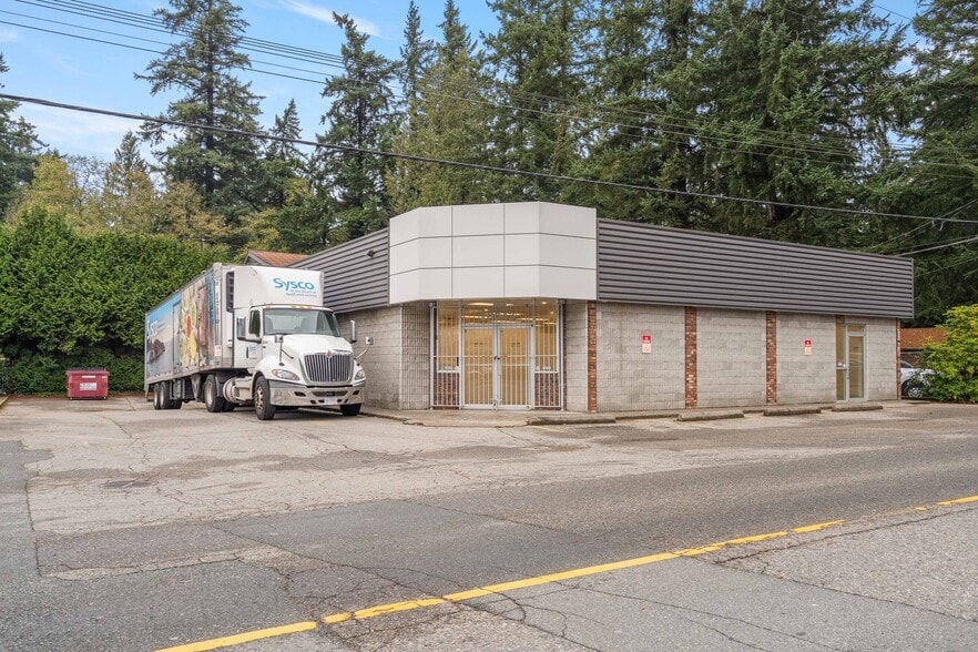 More Photos Of 20043 40A Av, Langley Storefront Retail Residential For Lease