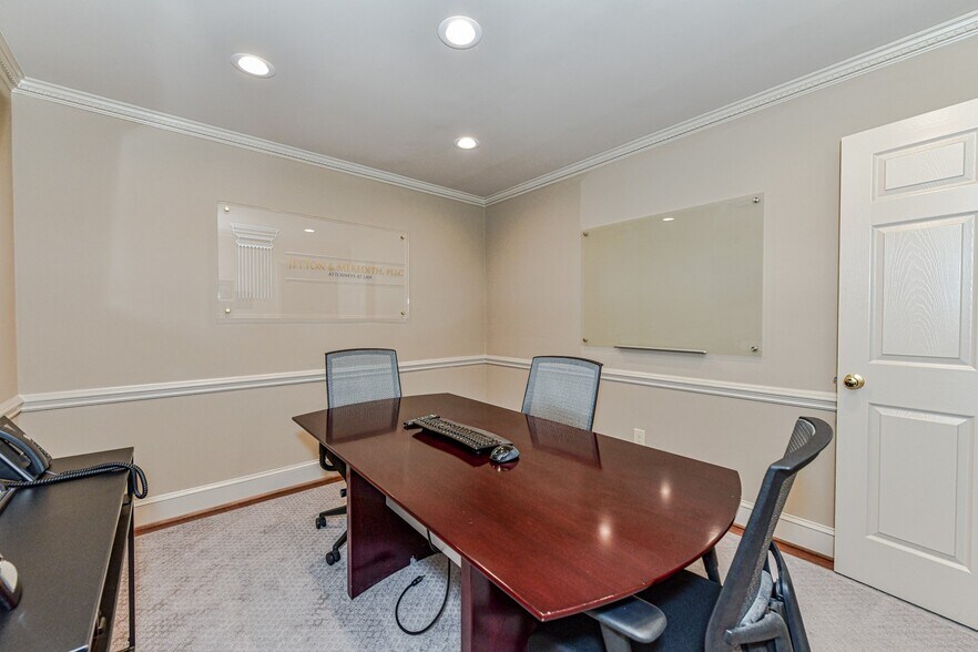 More Photos Of 216 N Mcdowell St, Charlotte Office For Sale