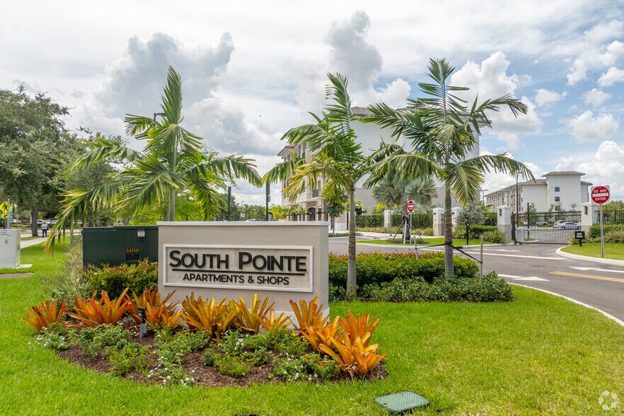 More Photos Of 8205 Commerce Way, Miami Lakes Apartments For Lease