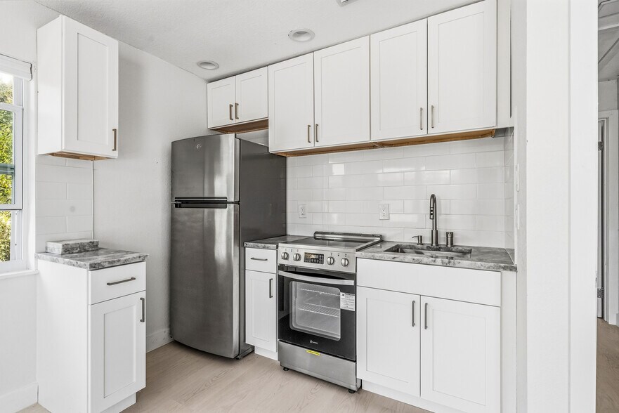 More Photos Of 741 Hernando St, Fort Pierce Multifamily For Sale