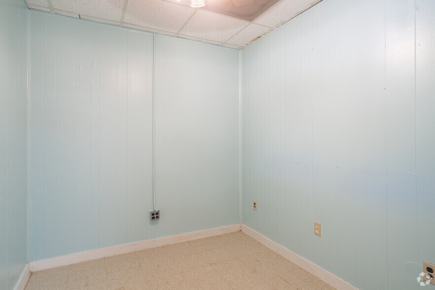 More Photos Of 322 Laurel St, La Marque Freestanding For Sale