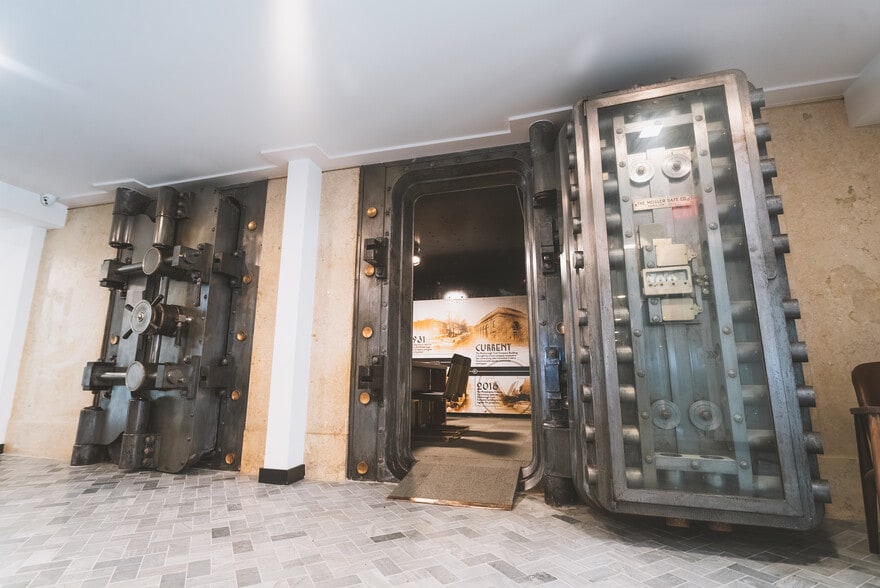 More Photos Of 6128 Ridge Ave, Philadelphia Office For Sale