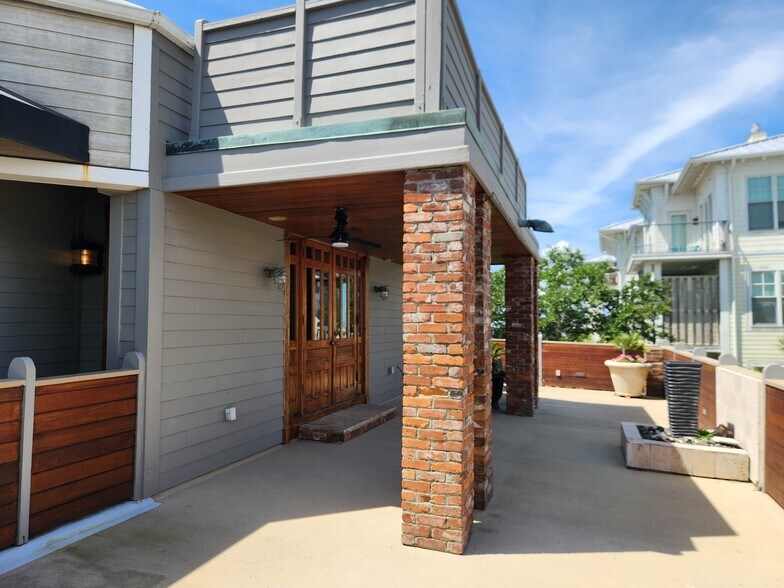 More Photos Of 202 Marina Dr, Saint Simons Island Office For Lease