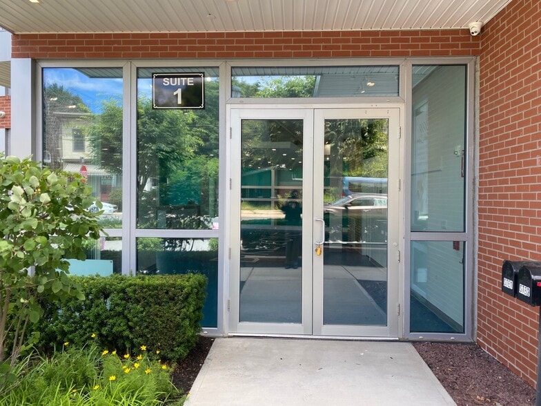 More Photos Of 75 S Franklin St, Nyack Apartments For Lease