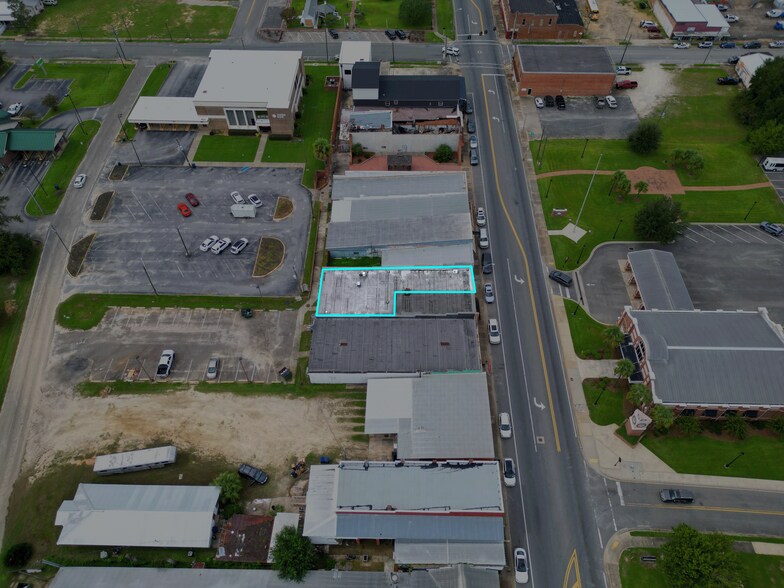 More Photos Of 20737 Central Ave, Blountstown Restaurant For Sale