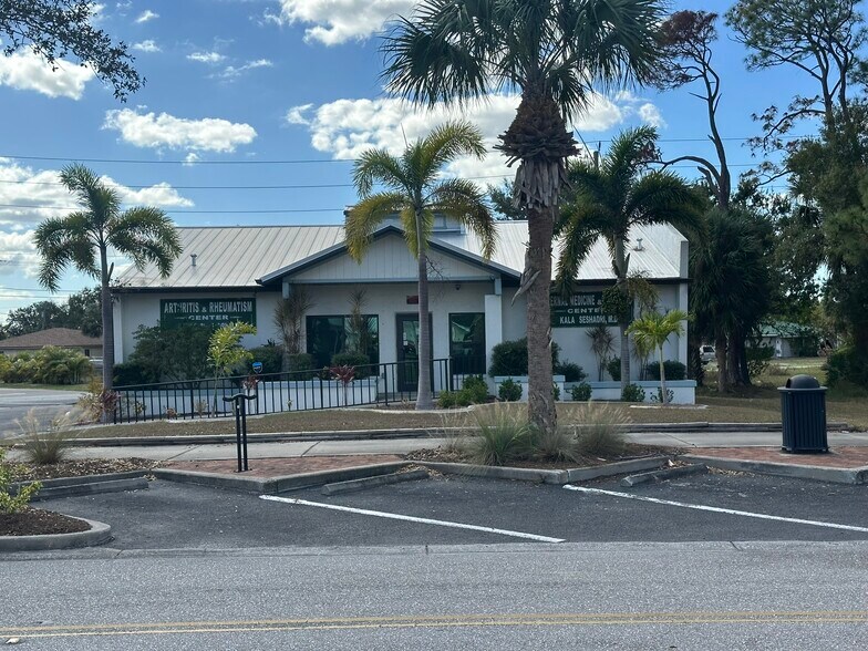 More Photos Of 2841 Tamiami Trl, Port Charlotte Medical For Sale