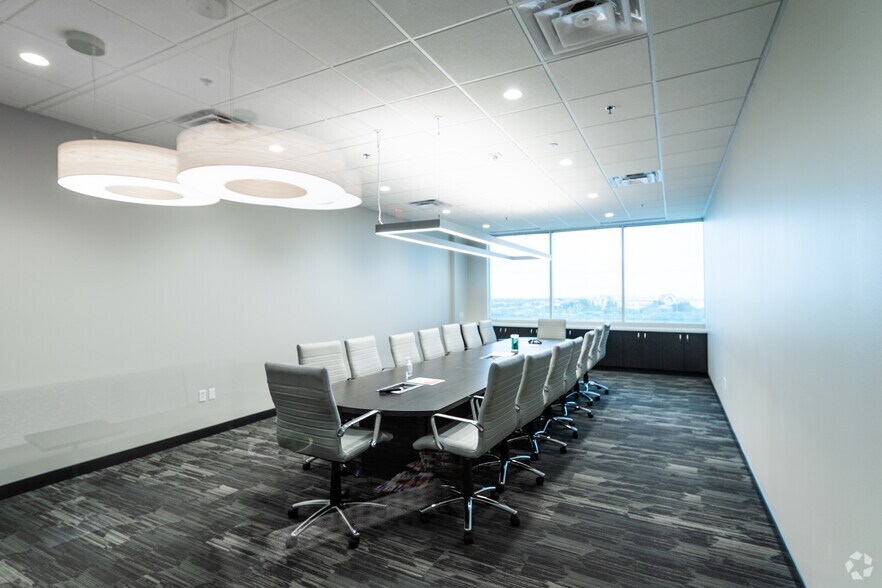 More Photos Of 2701 Dallas Pky, Plano Office For Lease