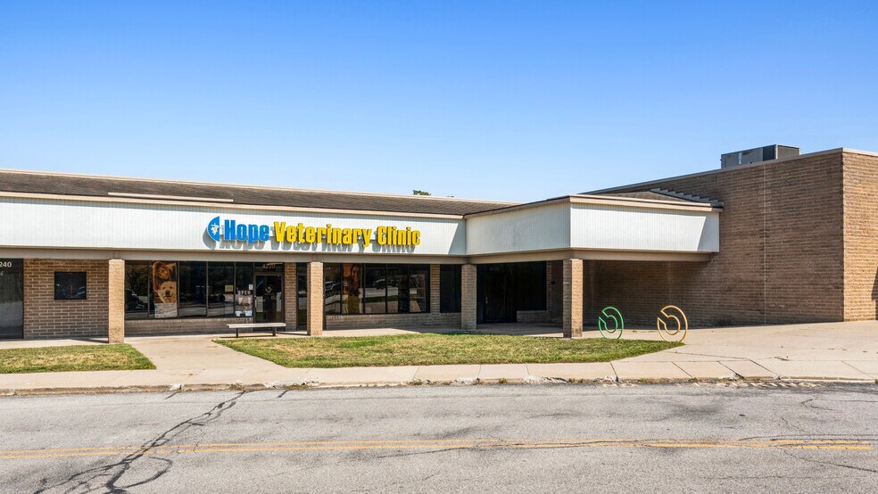 More Photos Of 4290 W Jonathan Moore Pike, Columbus Unknown For Lease