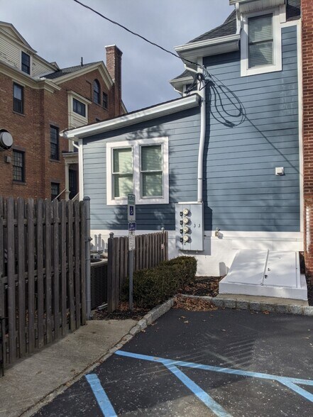 More Photos Of 29 Elm St, Morristown Medical For Sale