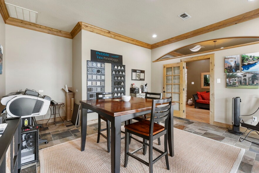 More Photos Of 8711 Hufsmith Kuykendahl Rd, Tomball Industrial For Sale