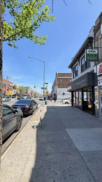 More Photos Of 121-20 Liberty Ave, South Richmond Hill Storefront Retail Residential For Sale