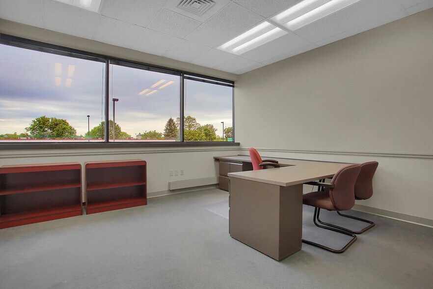 More Photos Of 5000 Ritter Rd, Mechanicsburg Coworking Space