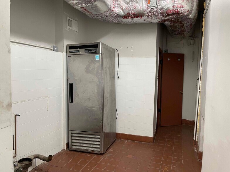 More Photos Of 192 Orchard St, New York Apartments For Sale