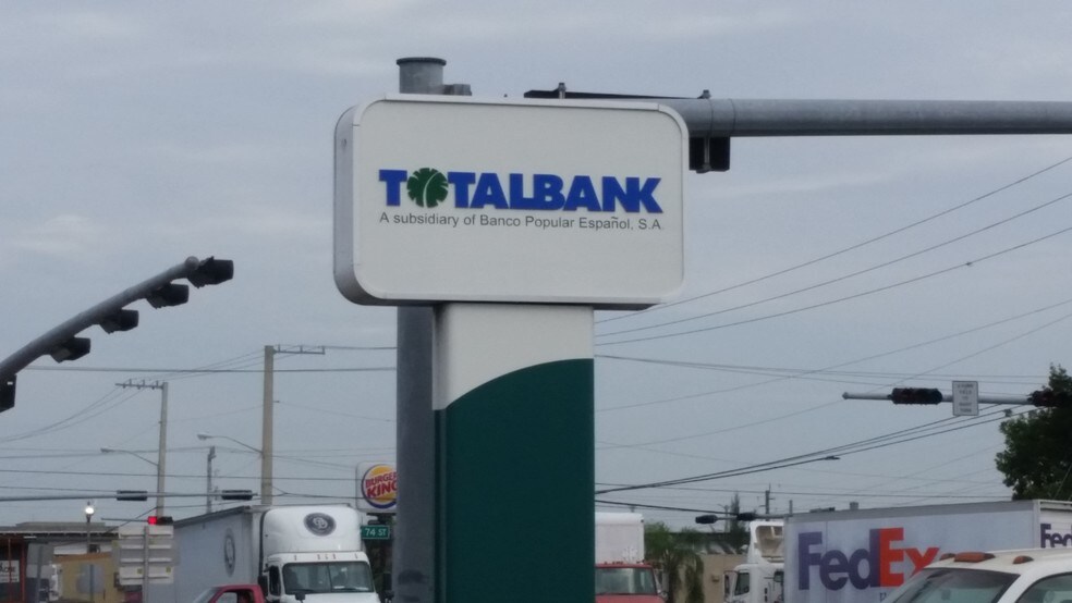 More Photos Of 7200-7216 NW 72nd Ave, Miami Light Distribution For Lease