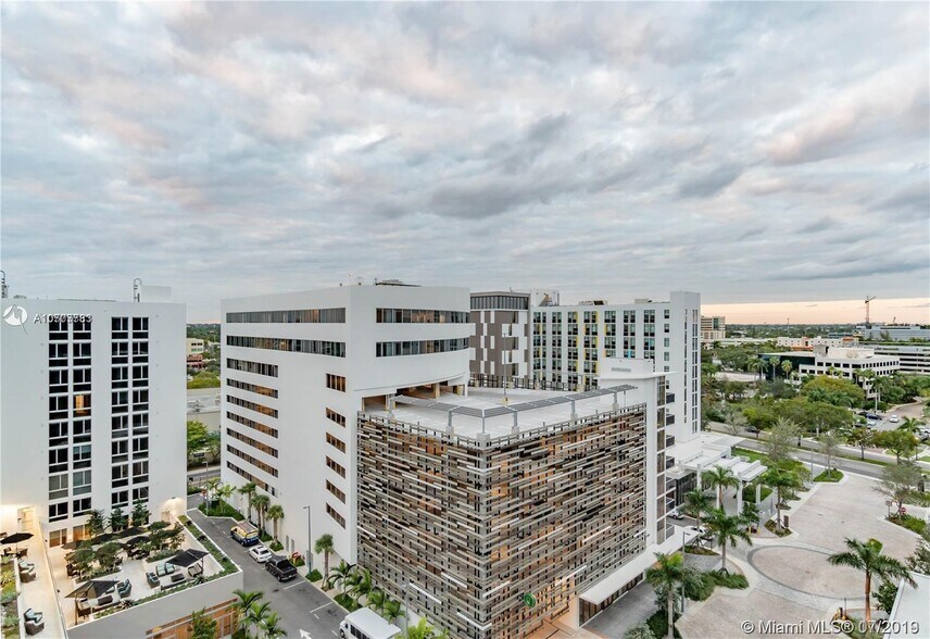 More Photos Of 2980 NE 207th St, Aventura Office Residential For Lease