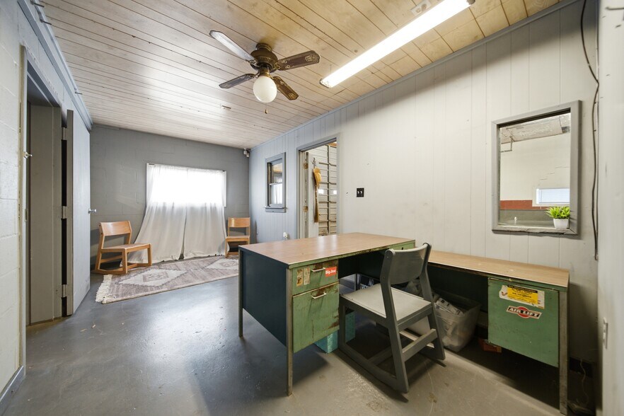 More Photos Of 4939 Highway 321, Gaston Specialty For Sale