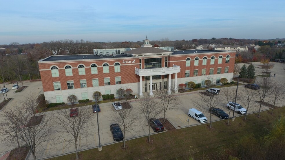 Primary Photo Of 265 Exchange Dr, Crystal Lake Office For Lease