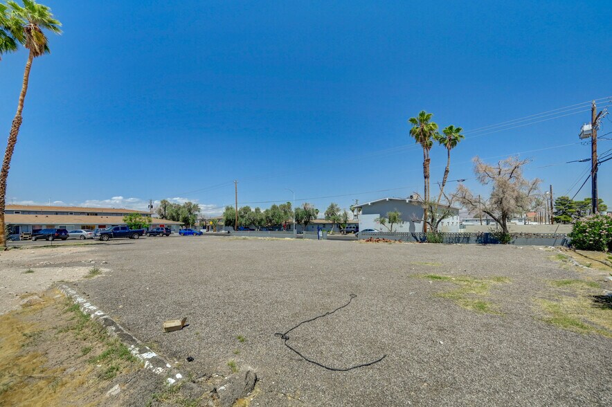 More Photos Of 227 W Saint Louis Ave, Las Vegas Land For Sale