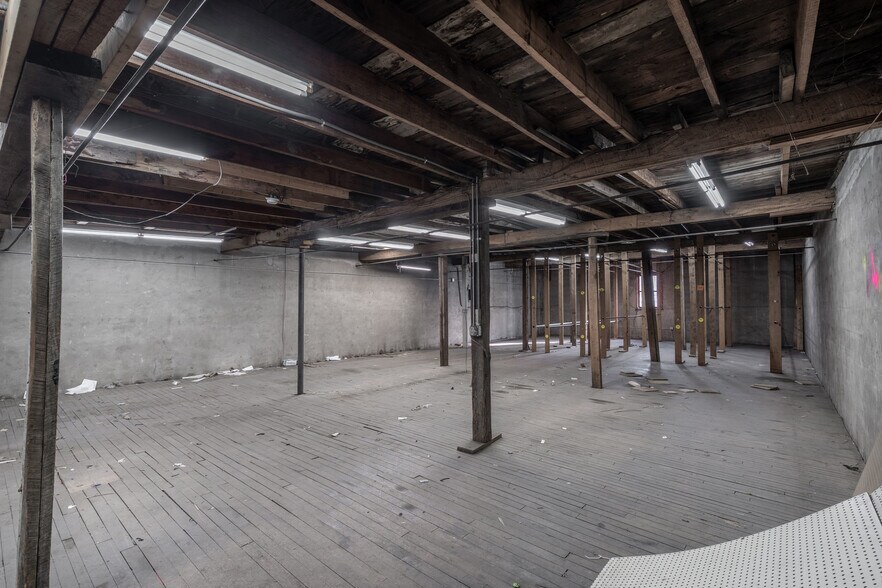 More Photos Of 420-424 W State St, Ithaca Freestanding For Lease