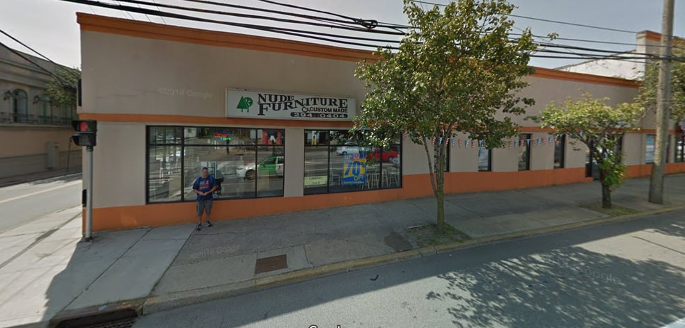 Primary Photo Of , Mineola General Retail For Sale