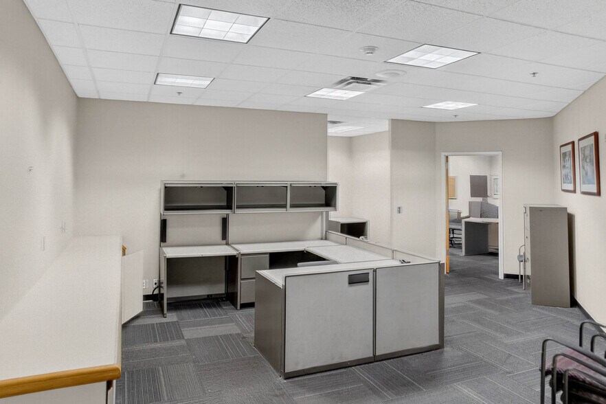 More Photos Of 555 Lake Border Dr, Apopka Office For Sale