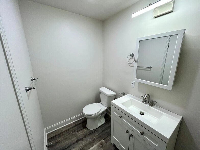 More Photos Of 604 Holly Ave, Saint Paul Apartments For Sale