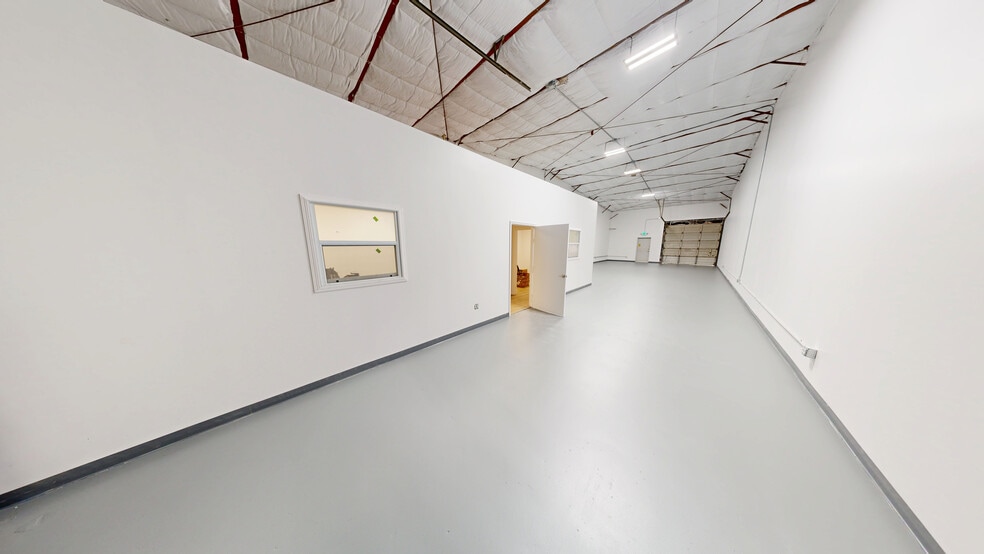 More Photos Of 405 Tillery St, Austin Distribution For Lease