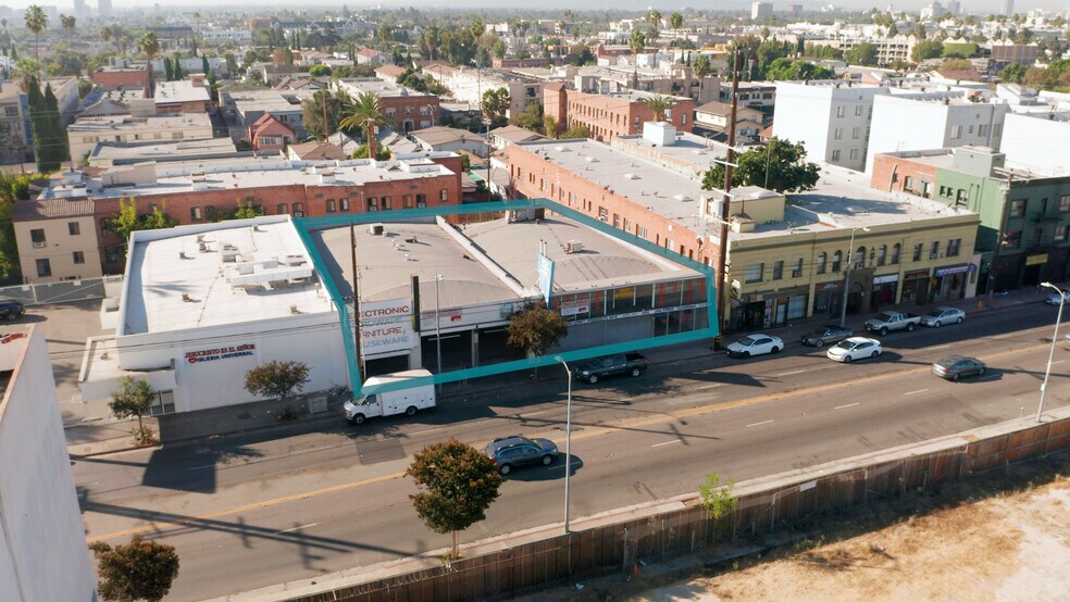 Primary Photo Of 5612-5616 Santa Monica Blvd, Los Angeles General Retail For Lease