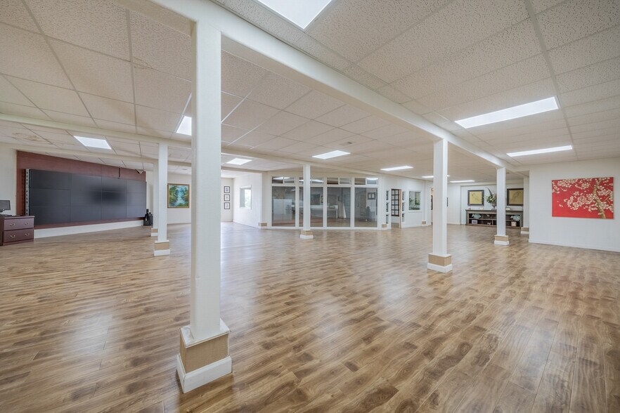 More Photos Of 2300 Pacific Ave, Long Beach Medical For Sale