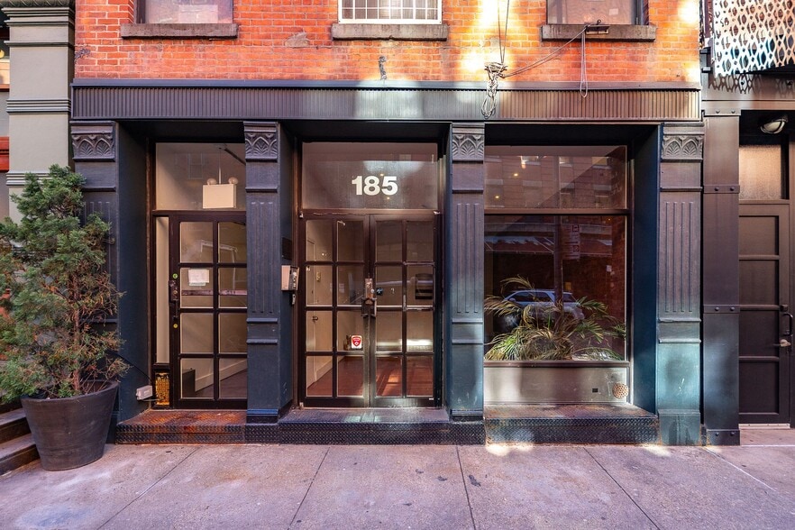 Primary Photo Of 185 Franklin St, New York Office For Sale