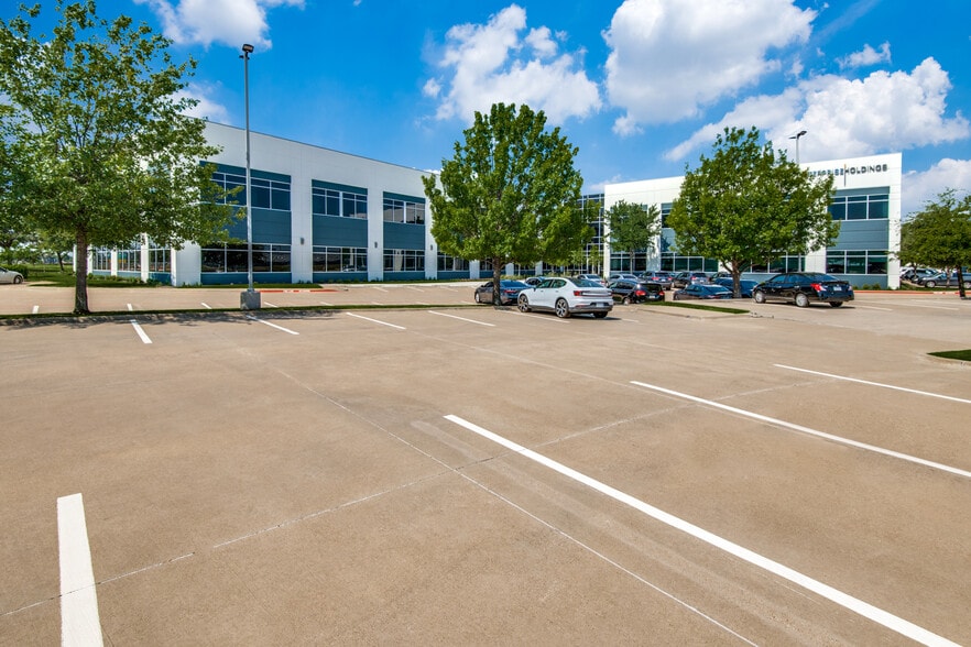 More Photos Of 4201 N State Highway 161, Irving Office For Lease