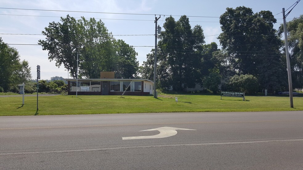 More Photos Of 13896 Rt-31, Albion Town Orleans Freestanding For Sale