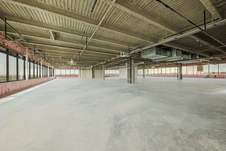 More Photos Of 1401 Philomena St, Austin Medical For Lease