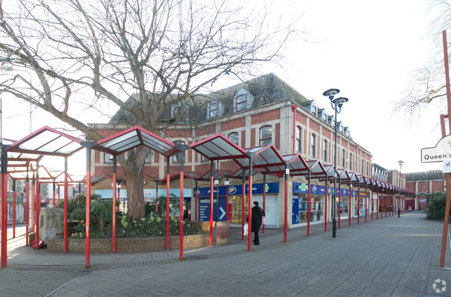 Clevedon Triangle Centre, Clevedon BS21 6HX Retail For Lease