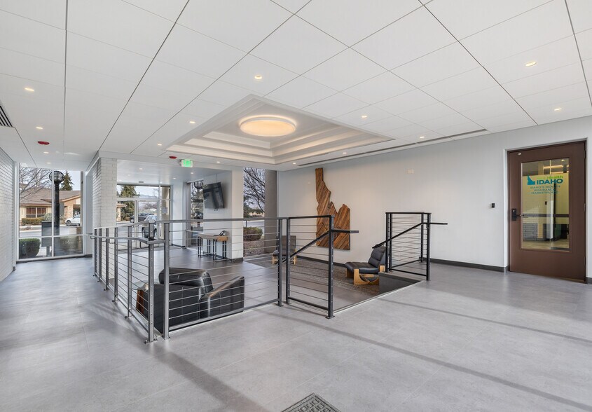 More Photos Of 1501 S Federal Way, Boise Office For Lease