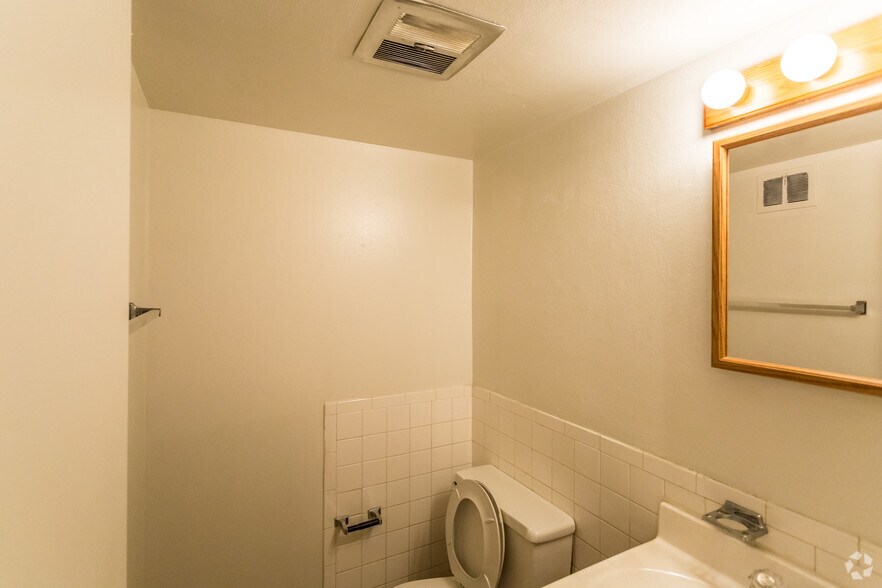 More Photos Of 1624 Northwinds Estates Dr, Saint Louis Apartments For Sale