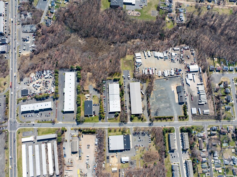 More Photos Of 379 County Rd, Cliffwood Land For Lease