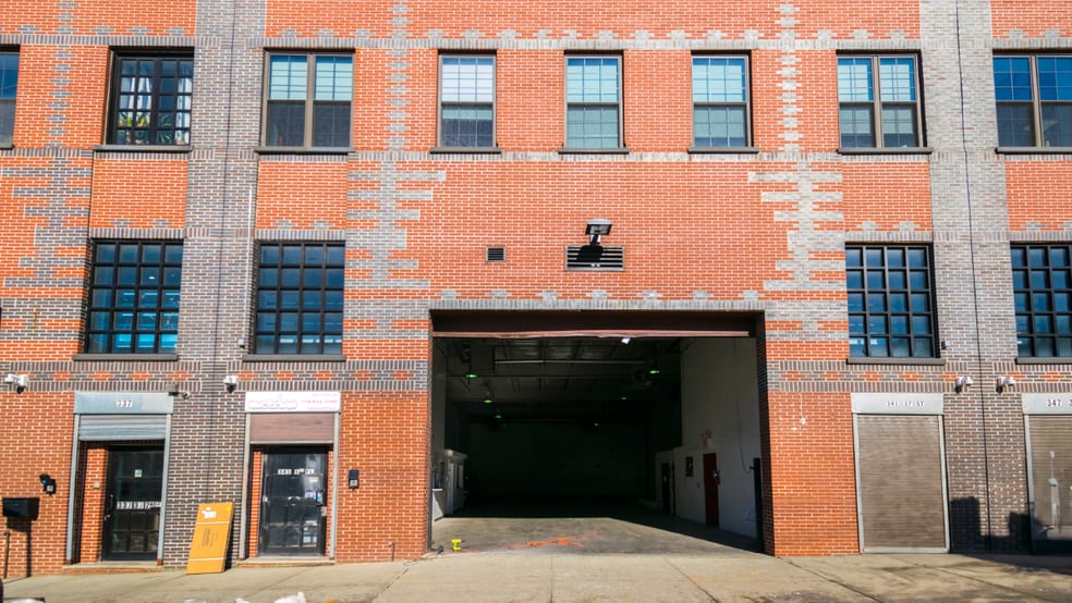 Primary Photo Of 347 37th St, Brooklyn Warehouse For Lease