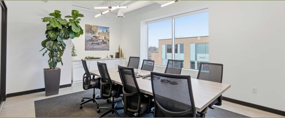 More Photos Of 1185 Queensway E, Mississauga Storefront Retail Office For Sale