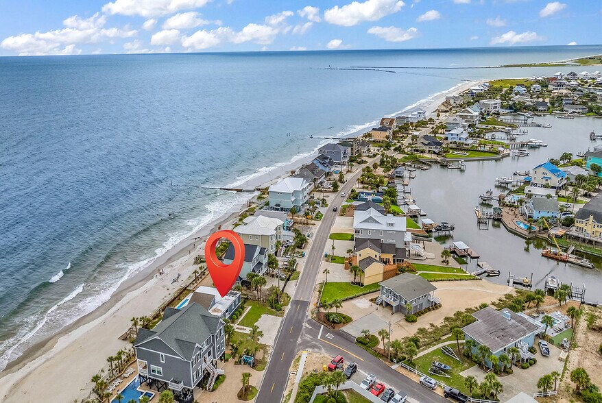 More Photos Of 1919 S Waccamaw Dr, Murrells Inlet Specialty For Sale