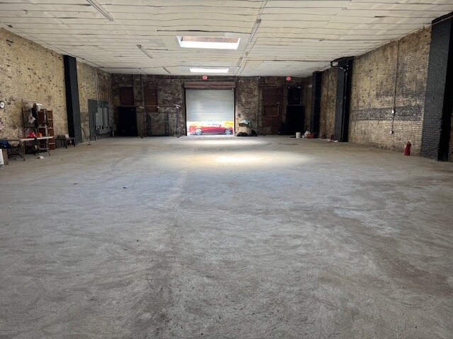 More Photos Of 866 Madison St, Brooklyn Warehouse For Lease
