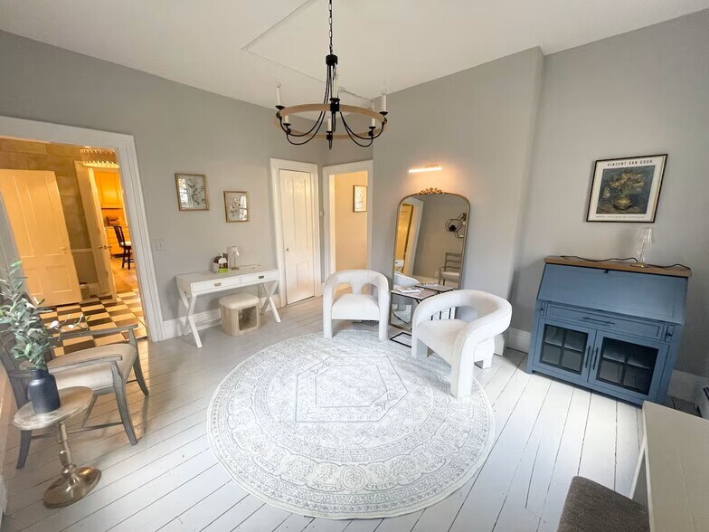 More Photos Of 259 Main St S, Woodbury Apartments For Lease