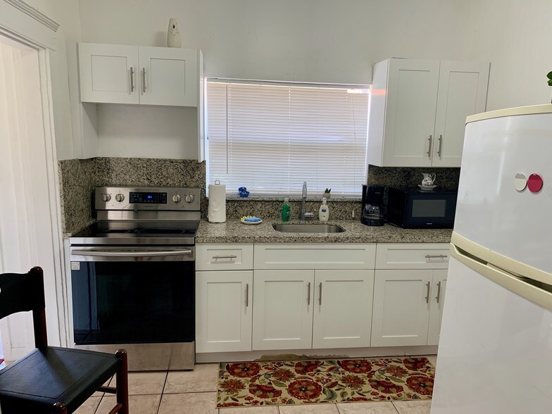 More Photos Of 1924 SW 9th St, Miami Apartments For Sale