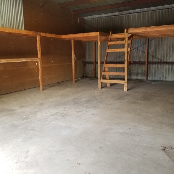 More Photos Of 3408 Avenue W NW, Winter Haven Warehouse For Lease