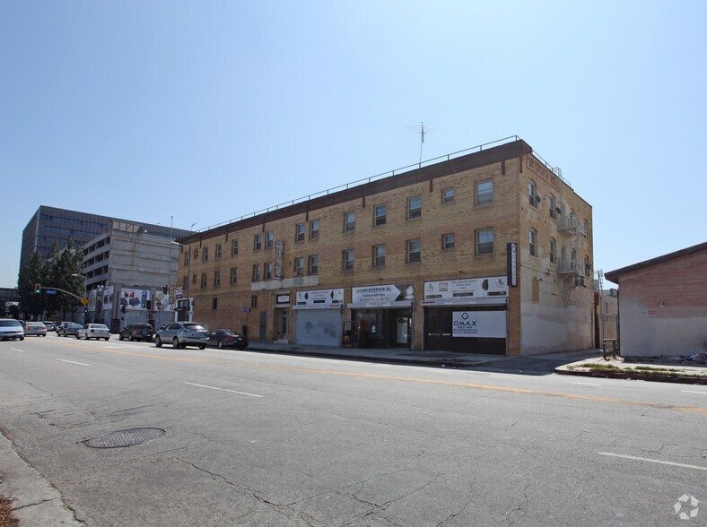 More Photos Of 160-166 W Pico Blvd, Los Angeles Apartments For Sale