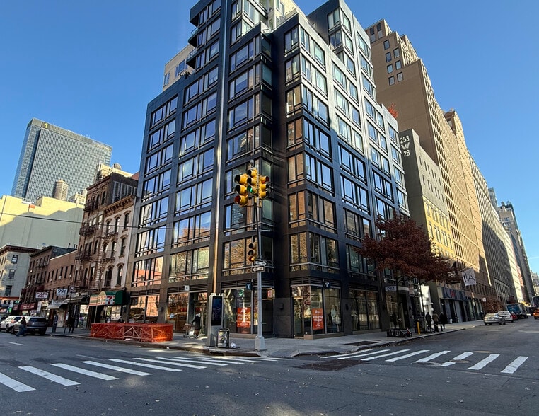 More Photos Of 362 8th Ave, New York Apartments For Lease