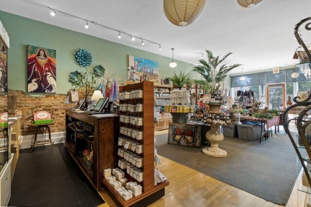 More Photos Of 714 Gay, Knoxville General Retail For Lease