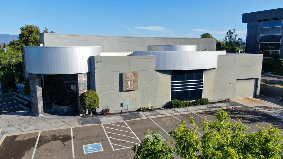 More Photos Of 202 Hemsted Dr, Redding Restaurant For Sale