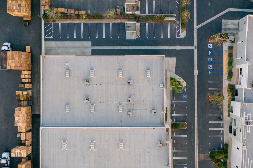 More Photos Of 6690 Doolittle Ave, Riverside Warehouse For Sale